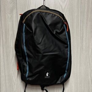 Cotopaxi Vaya 18L Backpack - CADA Dia - Black 18L Laptop Bag
